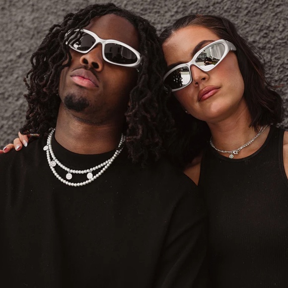 Silver Trendy Y2K Futuristic Wrap Around Street Fashion Sunglasses for Women Men - Picture 5 of 6